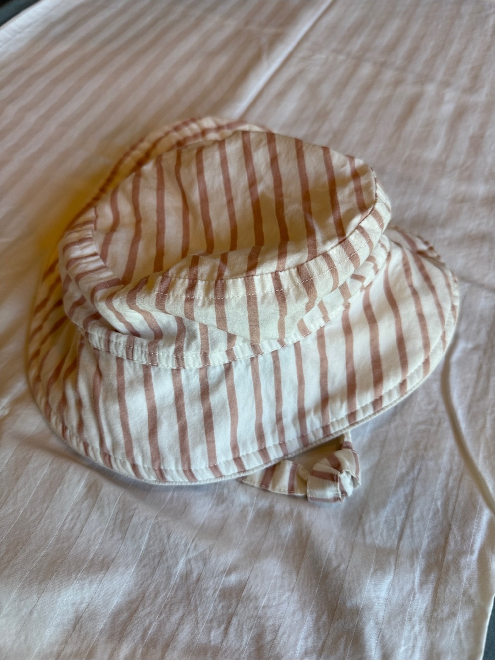 Pehr pink and white 6-12M Baby Sun Hat
